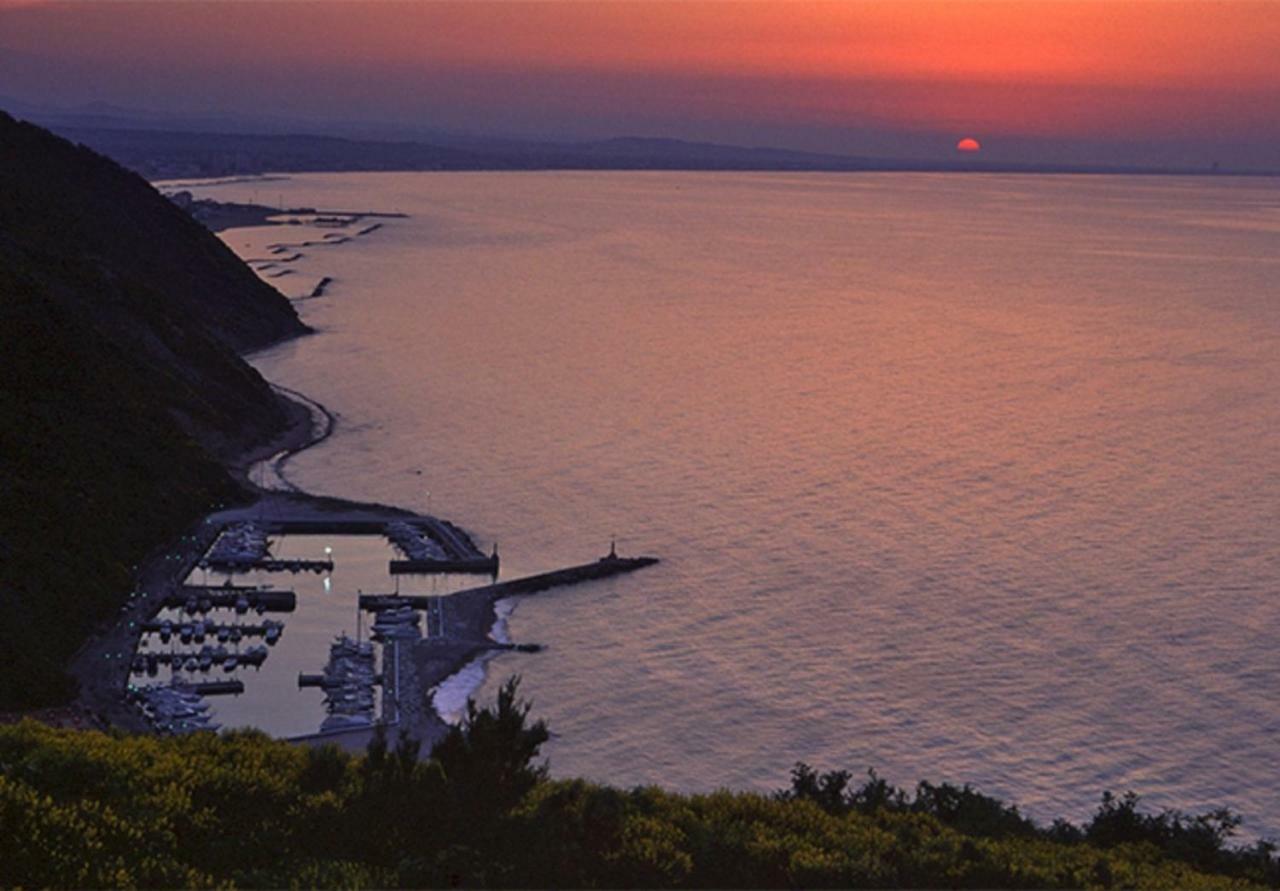 Casamare Gabicce Gabicce Mare Exterior foto